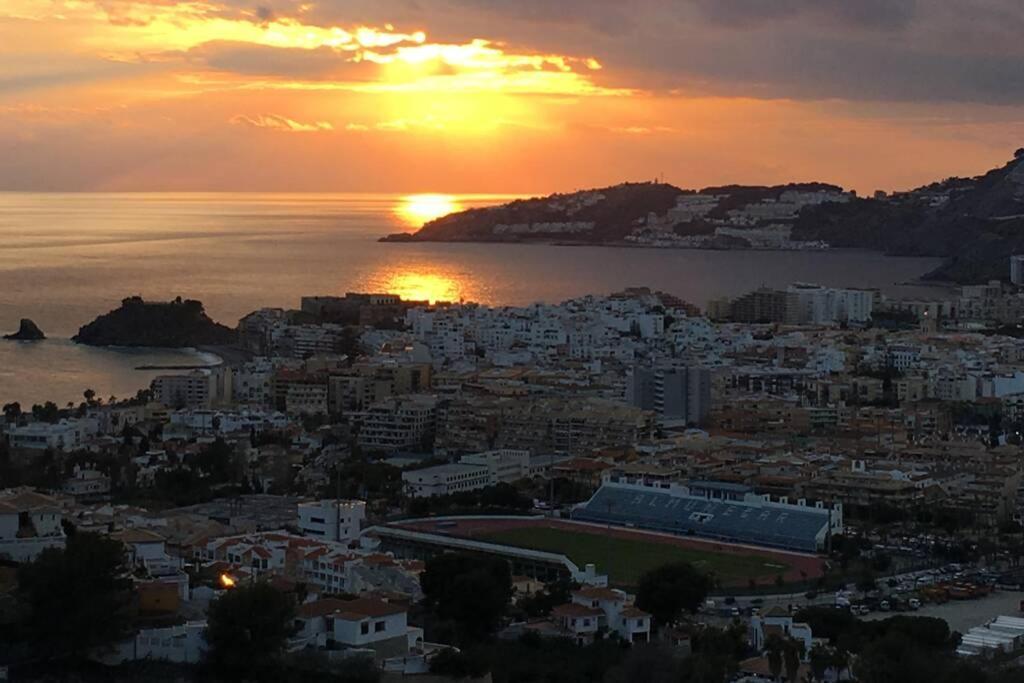Seaview And Sun All Day Long In Los Pinos, Almunecar, Andalusia 외부 사진